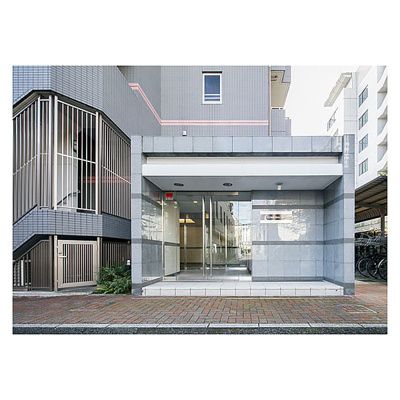 【エントランス】 | コンフォリア三田トロワ