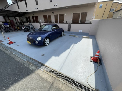 【その他共用部分】 | サンコーポウエノ | 駐車場です