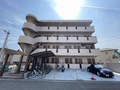 【外観】 | サンコーポウエノ | 薄い茶色のシンプルな外観です