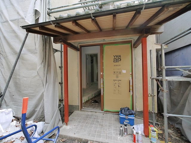 下三条町戸建（藤本邸）のエントランス