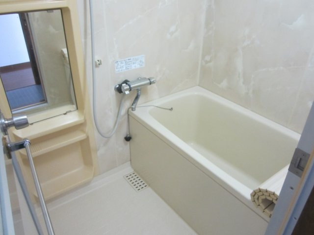 コアマンション玉名の浴室