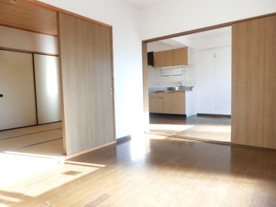 【洋室】 | グローリー | ★別部屋参考写真★