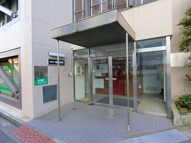 城南建設会館のエントランス