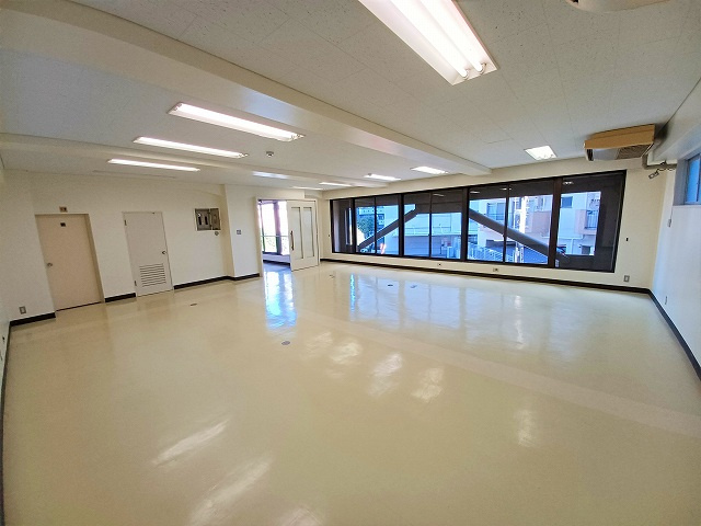 城南建設会館の内装