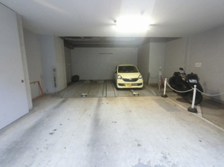 【駐車場】 | 平置駐車場です。