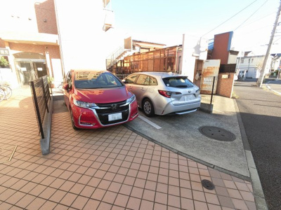 【駐車場】 | ヴィラ鶴見 | 平置き駐車場です。