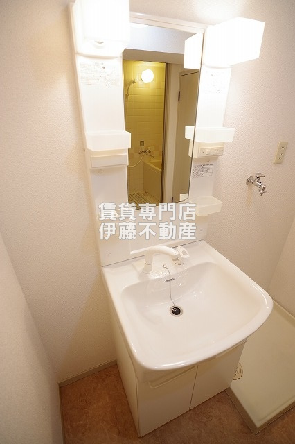 マンションFTYの洗面所