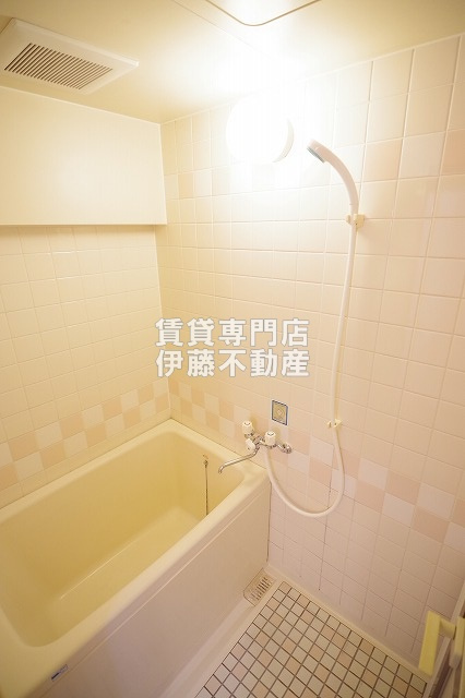 マンションFTYの浴室