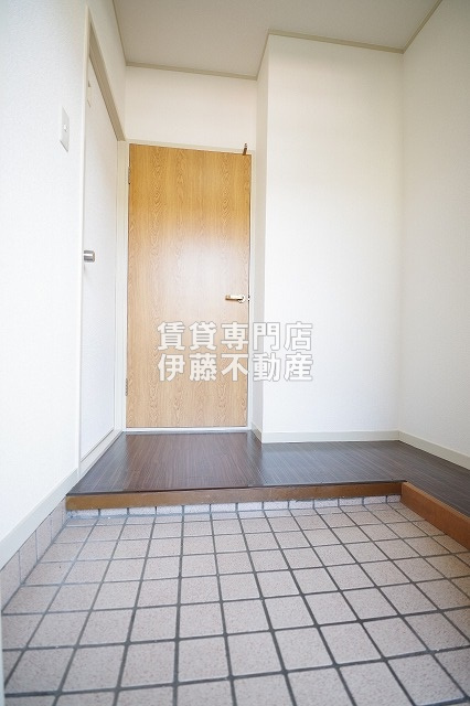 マンションFTYの玄関