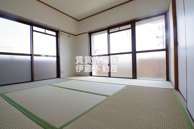 マンションFTYの和室