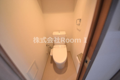 【トイレ】 | エスリード松屋町SOUTH | ゆったりとした空間のトイレです