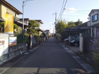 【前面道路含む現地写真】