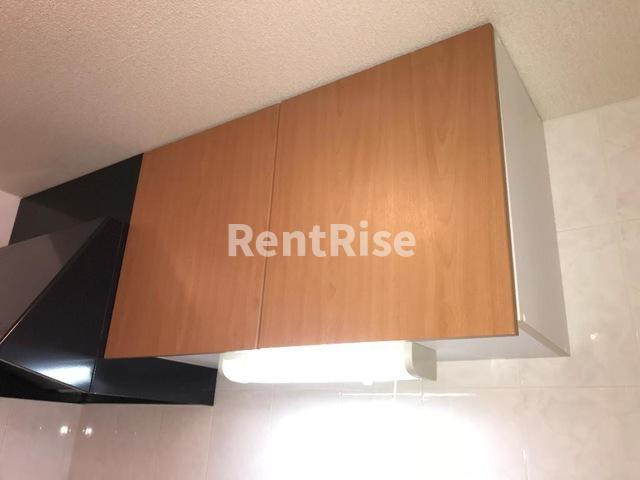 プレッソリーバ玉ノ井のキッチン|キッチン吊戸棚