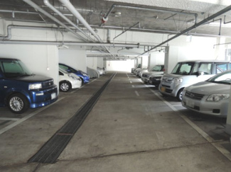 【駐車場】 | 平置駐車場です。