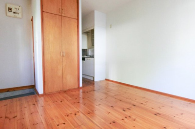 【居間・リビング】 | パドマ | 約8帖