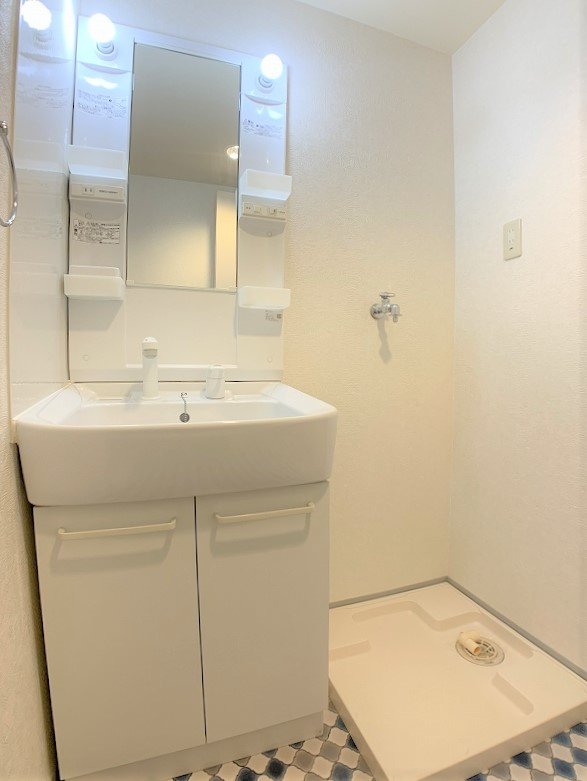 アネックス高松マンションの独立洗面台