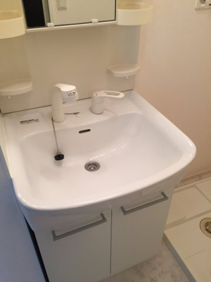 【独立洗面台】 | ブランズ魚津B | 同等モデルです