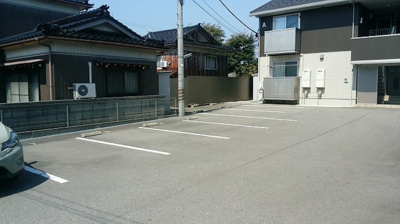 【駐車場】 | ブランズ魚津B
