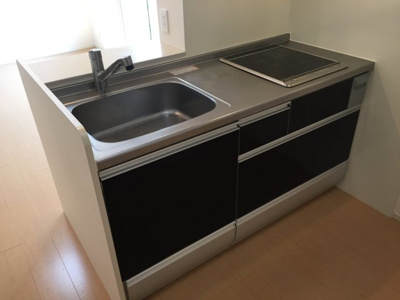 【キッチン】 | ブランズ魚津B | 同等モデルです