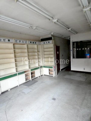 【駐車場】 | 小山4丁目店舗付き住宅