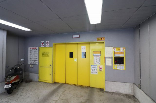【駐車場】 | ハピエストブランチ