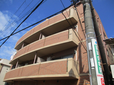 【外観】 | ファミーユ・ド・プレジール | きれいな外観です