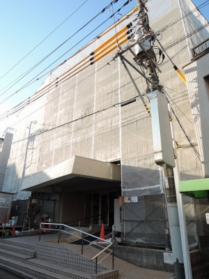 【外観】 | オーク菊名マンション | 総戸数４９戸、昭和４９年２月築、管理人は日勤勤務につき管理体制良好です♪
