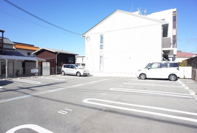 【駐車場】 | シャルムコート | 駐車場