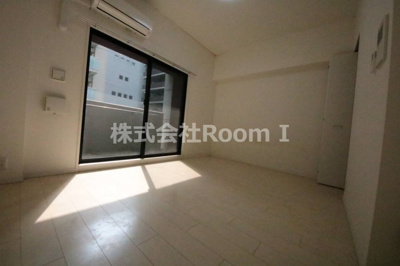 【居間・リビング】 | サムティ北浜ＥＳＴ | おしゃれなリビングです