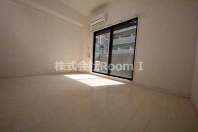 【洋室】 | サムティ北浜ＥＳＴ | 落ち着いた色調の洋室です