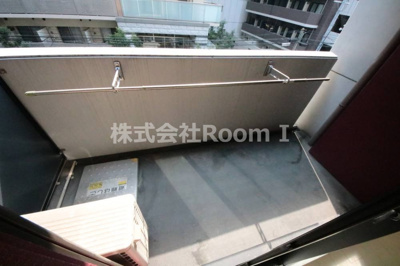 【バルコニー】 | サムティ北浜ＥＳＴ | バルコニーからの眺めを楽しみながら食事をしませんか