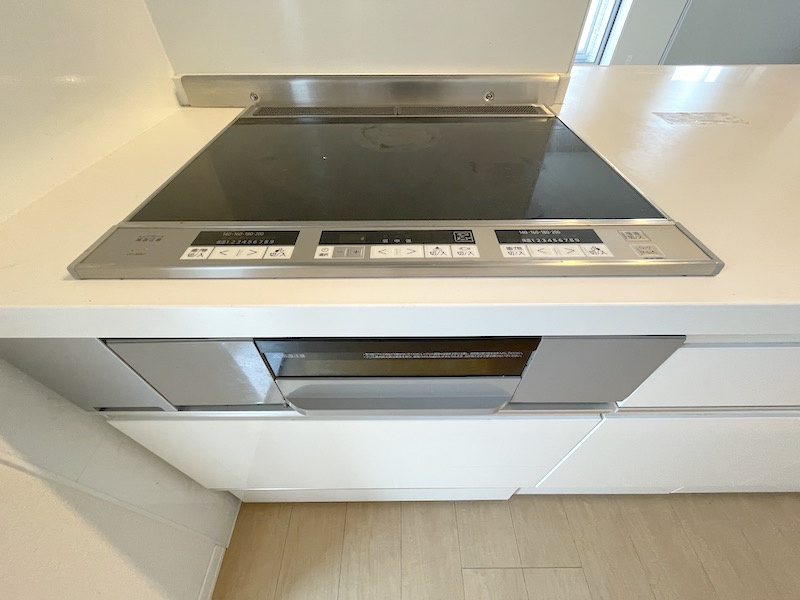 メゾンマスト名須川Bのキッチン