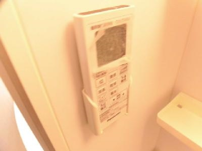 COCO三条天神川（ココ三条天神川）の浴室|浴室乾燥機能付