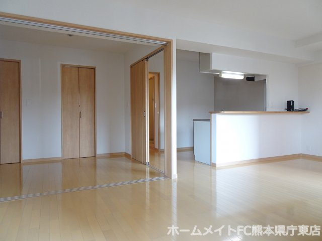 グランディールはませんⅡの居間・リビング