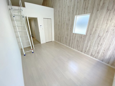 【洋室】 | ポートサイド海老名