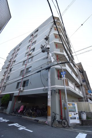 ドエル北堀江の外観