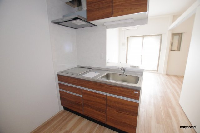 セレニテ福島プリエ 仲介手数料無料のキッチン