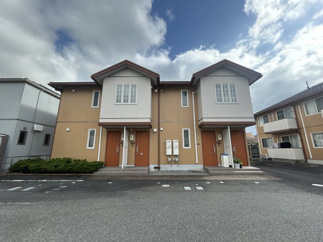 メゾン・ラ・パヴィエ　B棟