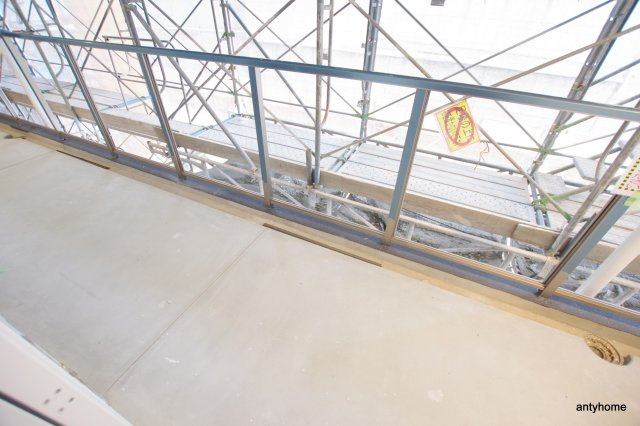 セレニテ福島プリエ 仲介手数料無料のバルコニー