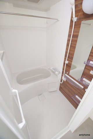 セレニテ福島プリエ 仲介手数料無料の浴室