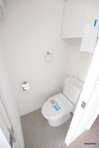 セレニテ福島プリエ 仲介手数料無料のトイレ