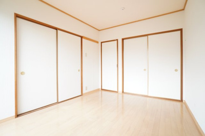 【寝室】 | レインボーハイツ