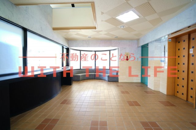 ダイナコート久留米レジックス【キャッシュバック対象物件】のロビー|毎日通るロビーはこのようになっています