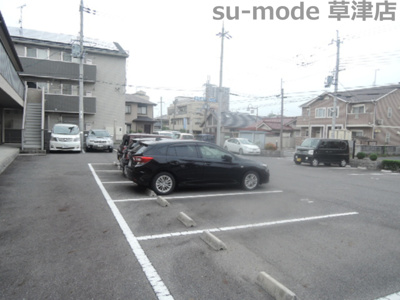 【駐車場】 | エバーグリーンコート山中