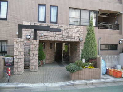 【エントランス】 | マイキャッスル府中いちょう通りWEST | エントランス。