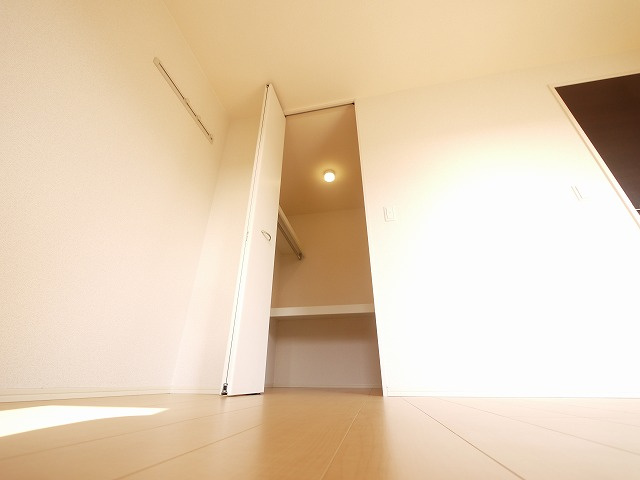 セントレジス八尾の収納|たっぷりとした収納スペースです