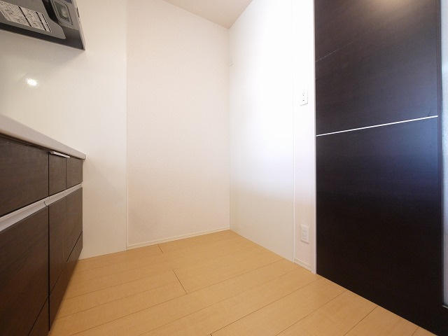 セントレジス八尾のキッチン|コンパクトなキッチンで掃除もラクラク