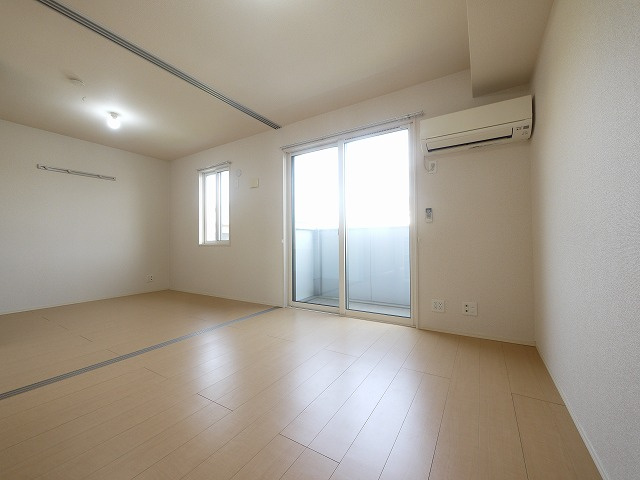 セントレジス八尾の居間・リビング|ゆったり過ごせる居間です