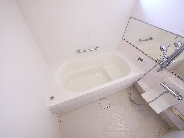 セントレジス八尾の浴室|お風呂で日々の疲れを落としましょう