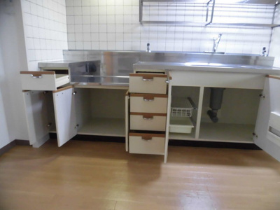 【収納】 | パレエレガンテ | キッチン下の収納スペースです